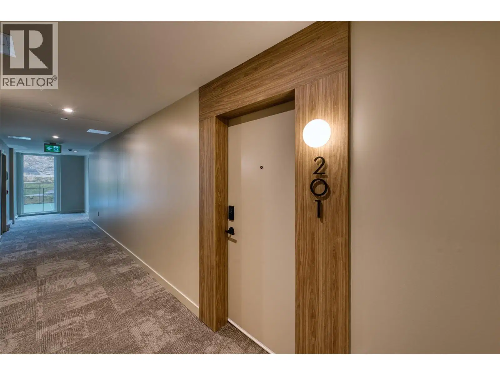 #201 – 9654 Benchland Drive