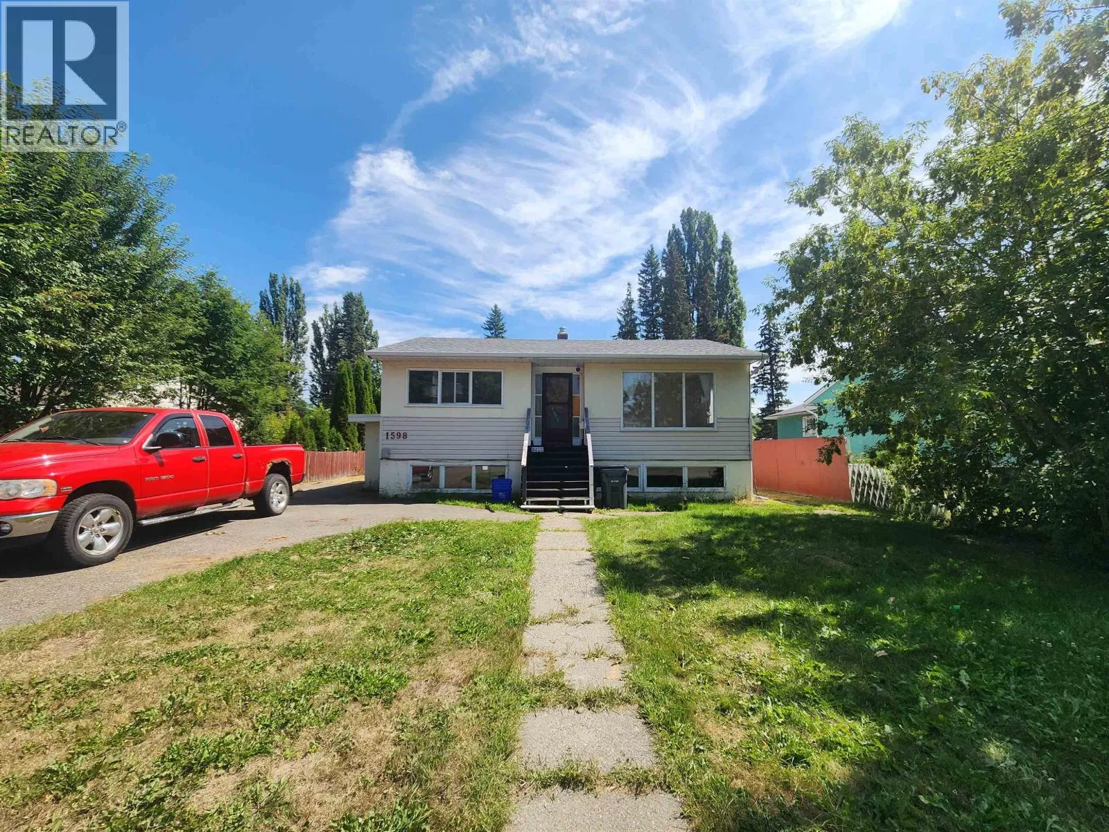 Photo 1 of 31 at 1598 INGLEDEW Street