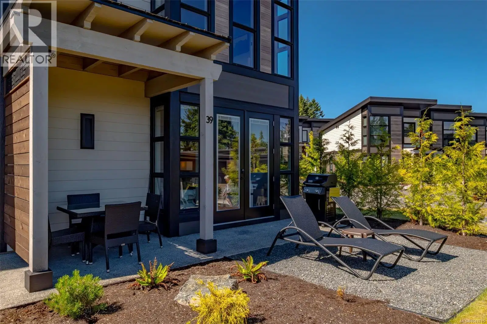 #39 – 1175 RESORT Drive
