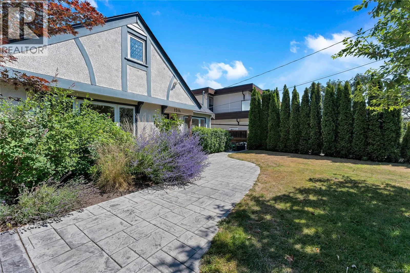 Photo 5 of 53 at 1514 Shorncliffe Road