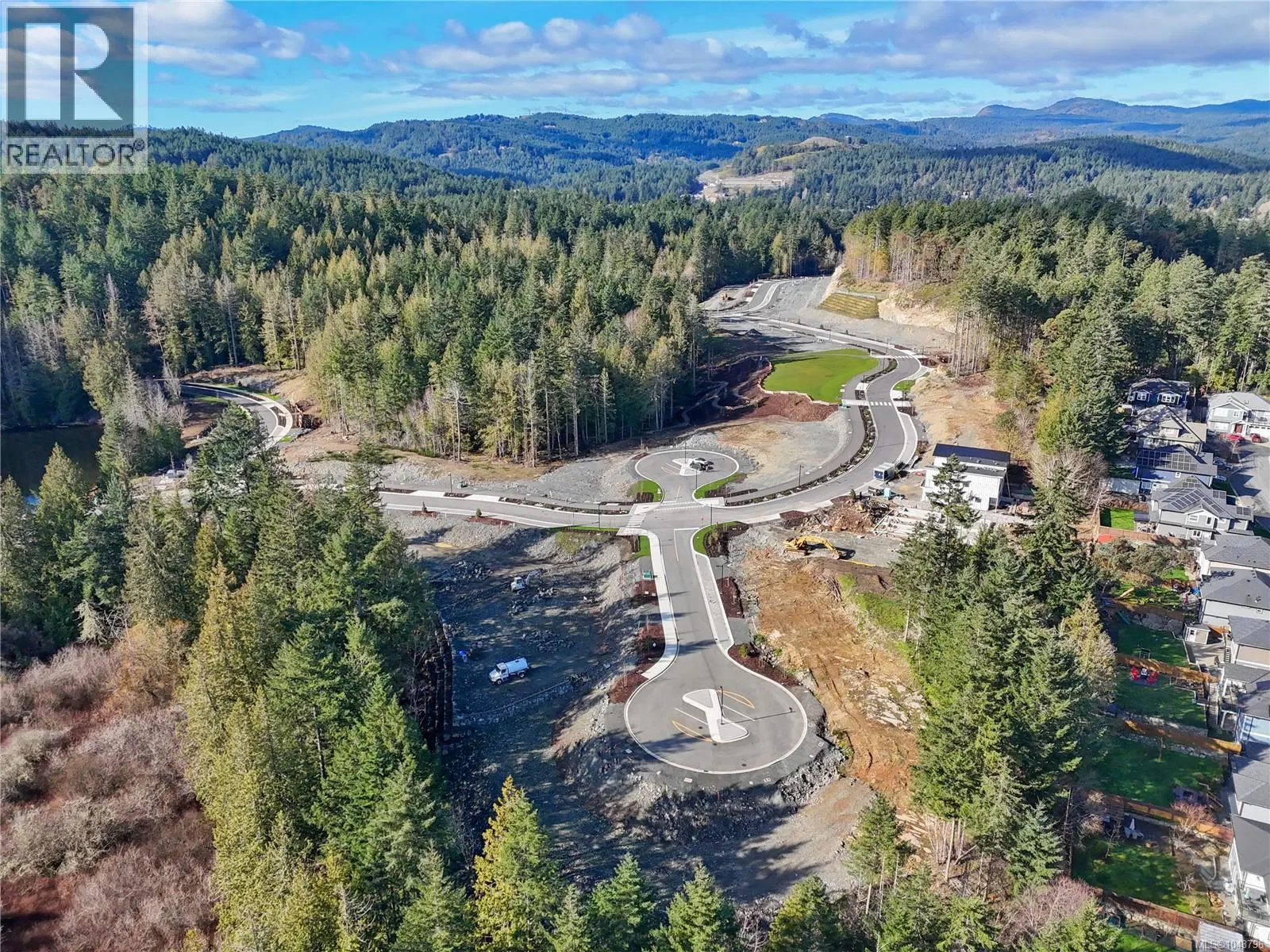 Photo 2 of 19 at 3867/3869 Olympian Way