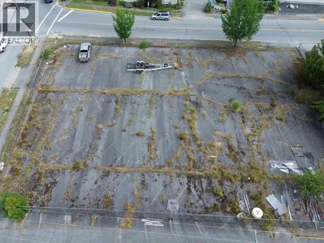 Photo 2 of 6 at Powell River