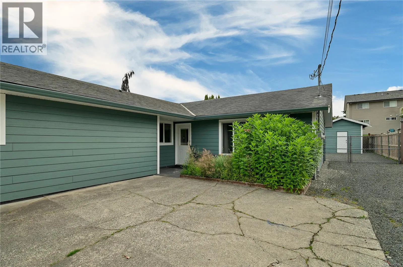 Photo 4 of 30 at 428 Raza Place