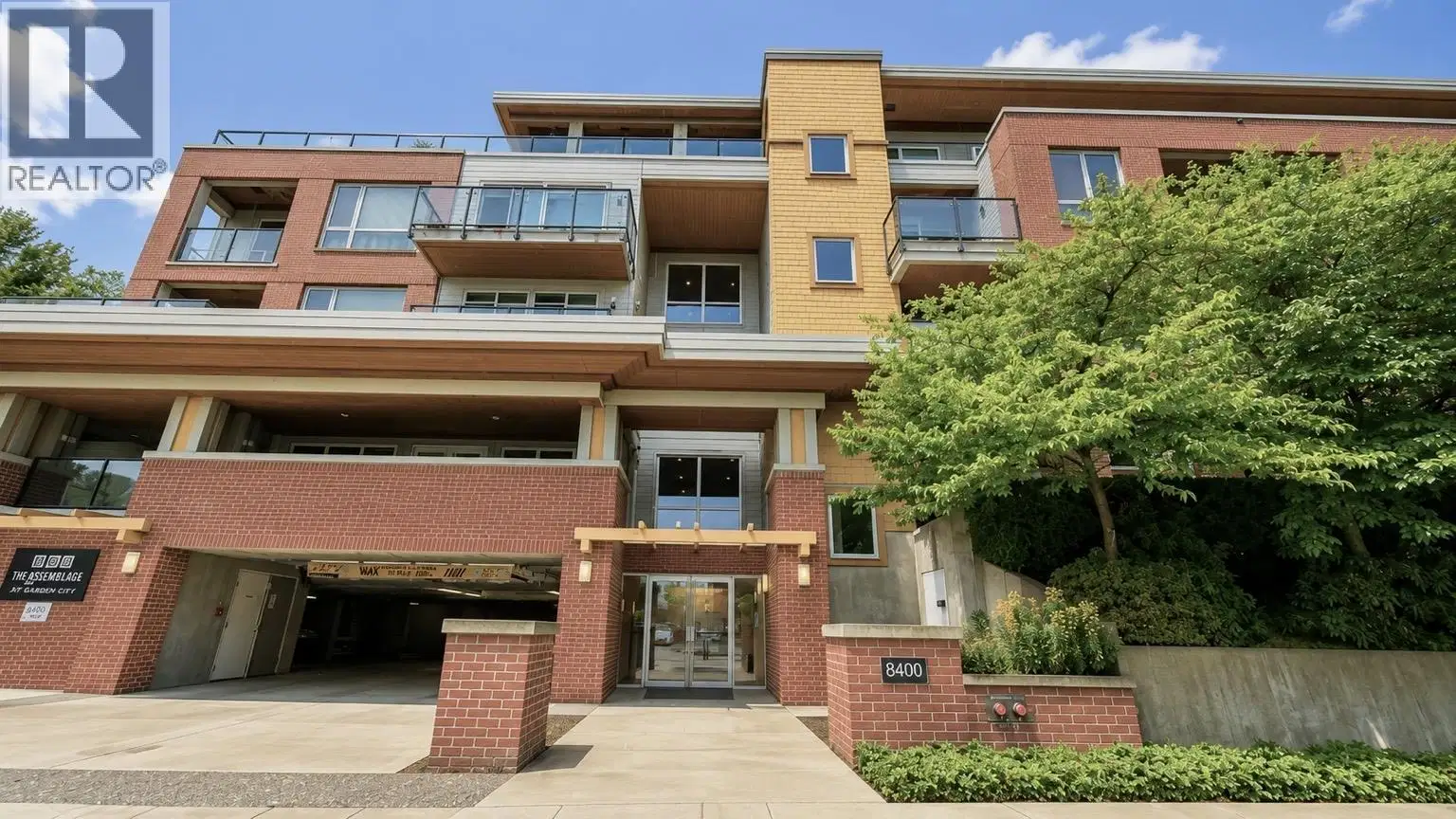 #208 – 8400 ANDERSON Road