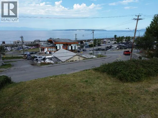 Photo 3 of 11 at Powell River