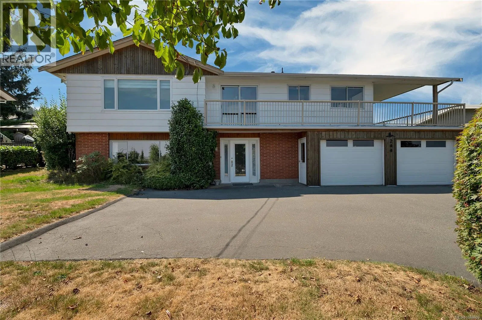 Photo 4 of 56 at 244 Alder Street
