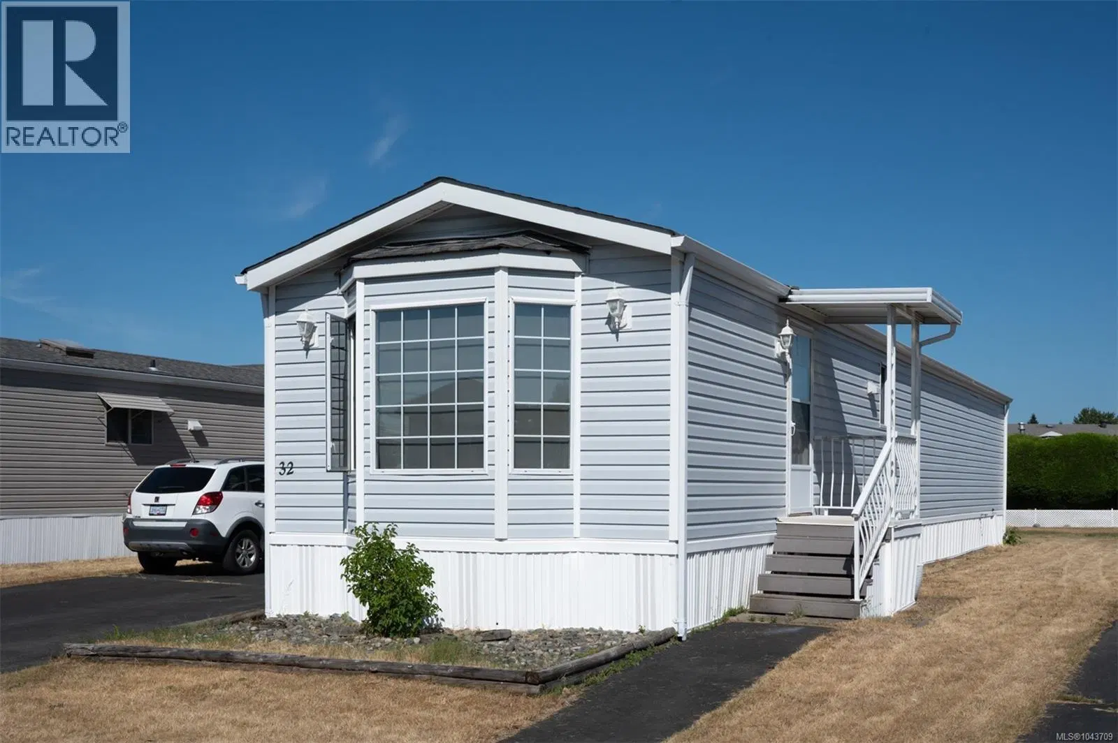 Photo 1 of 27 at #32 – 450 Stanford Avenue