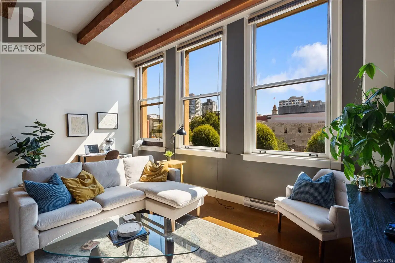 #212 – 599 Pandora Avenue
