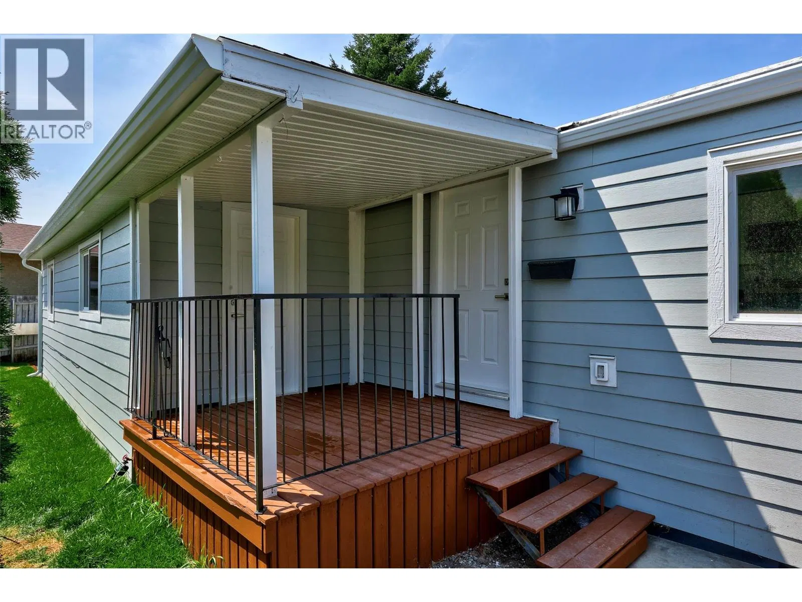 Photo 3 of 32 at #14 – 2805 Westsyde Road