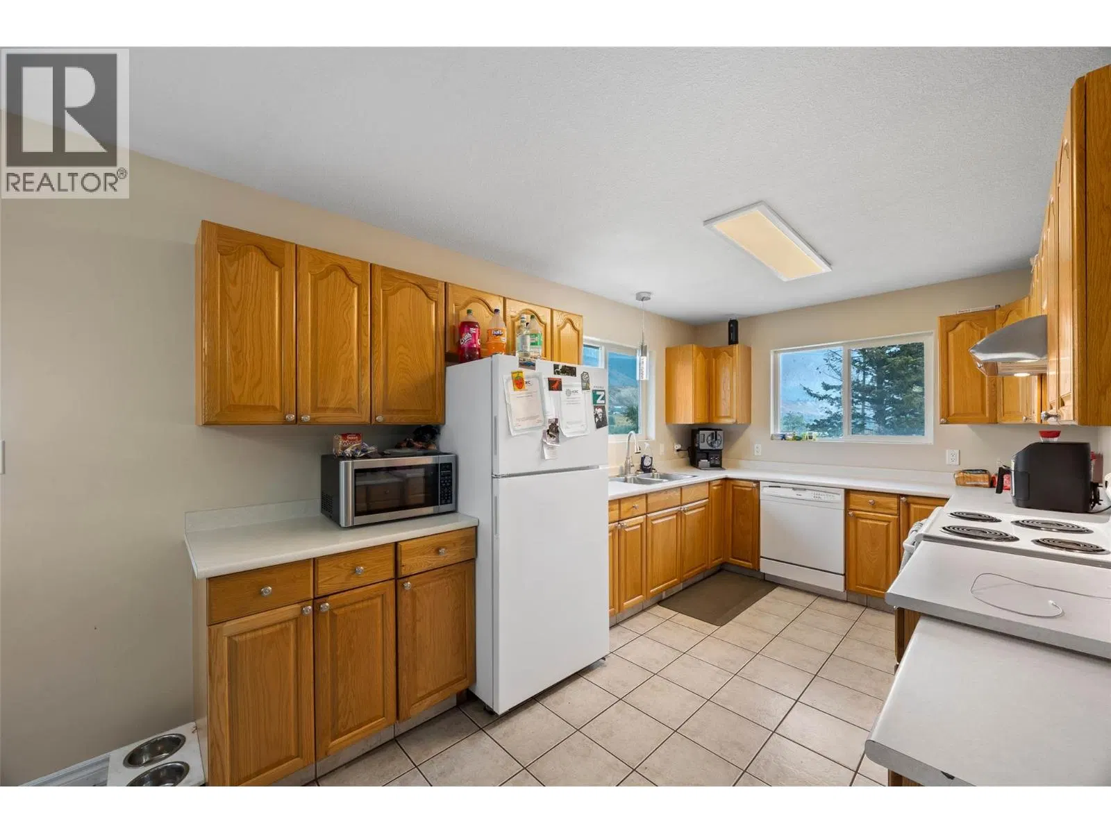 Photo 4 of 30 at 2253 PARK Drive