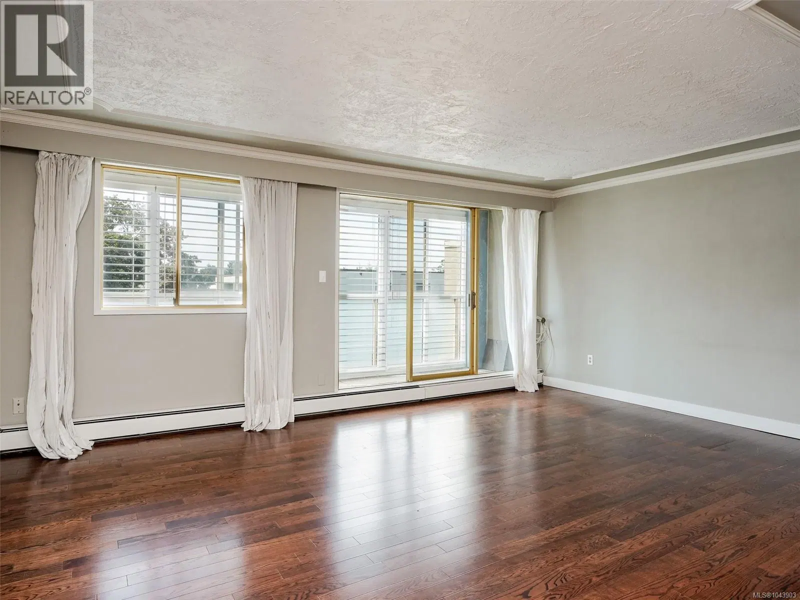 Photo 2 of 28 at #416 – 1025 Inverness Road