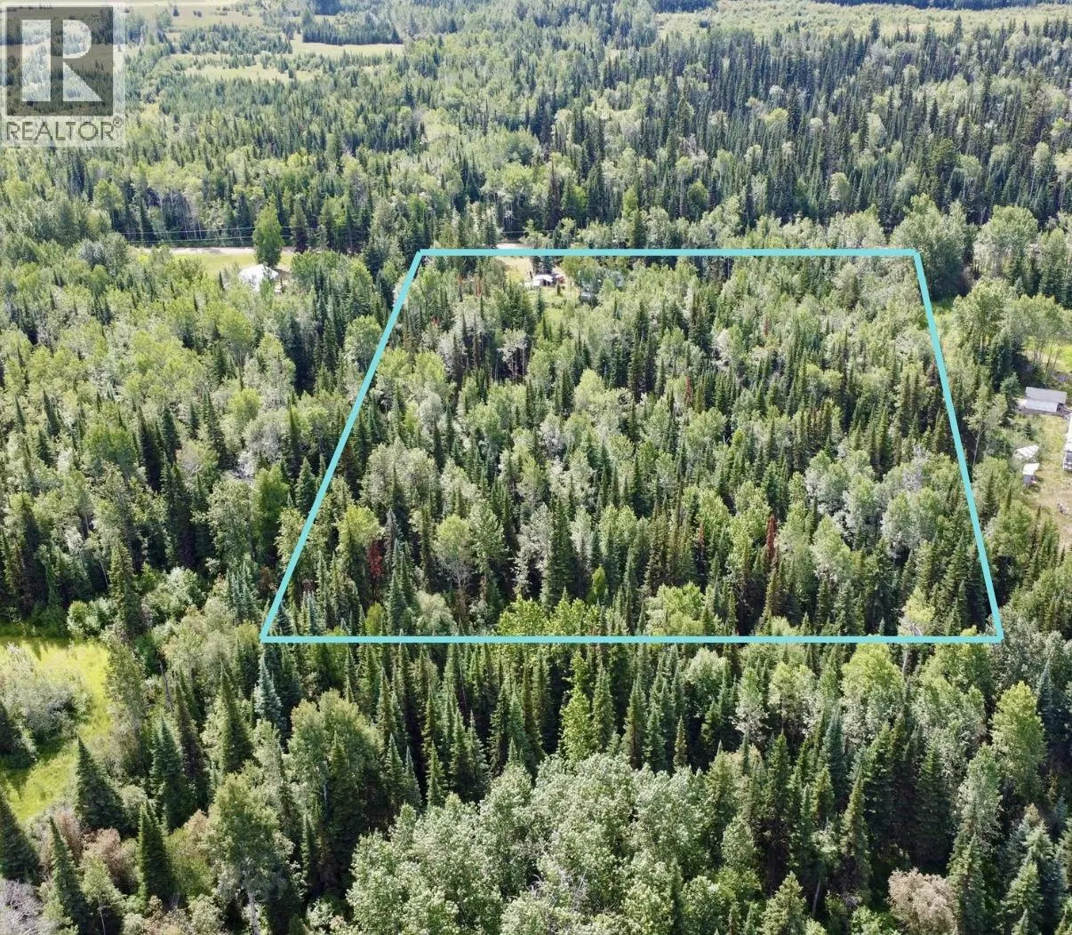 Photo 4 of 10 at 25140 ISLE PIERRE-REID LAKE ROAD