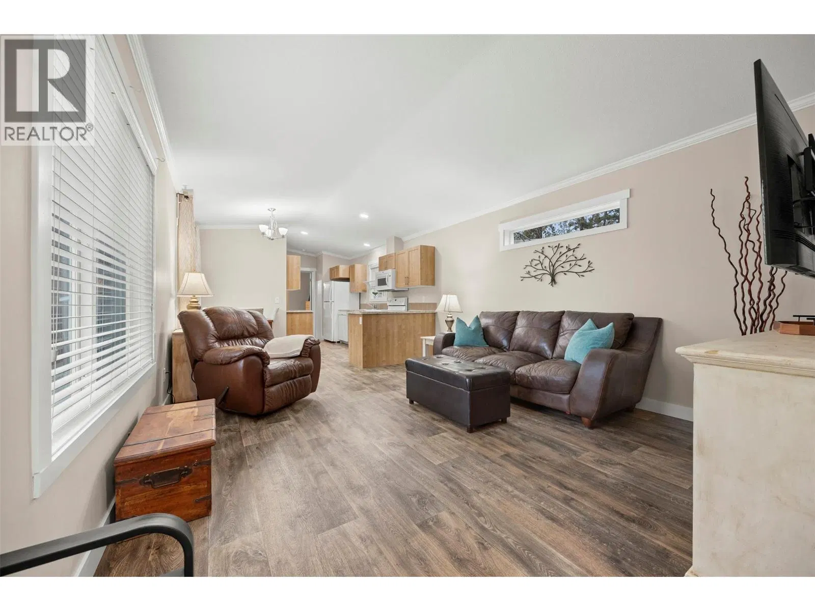 Photo 2 of 23 at #33 – 1860 Boucherie Road