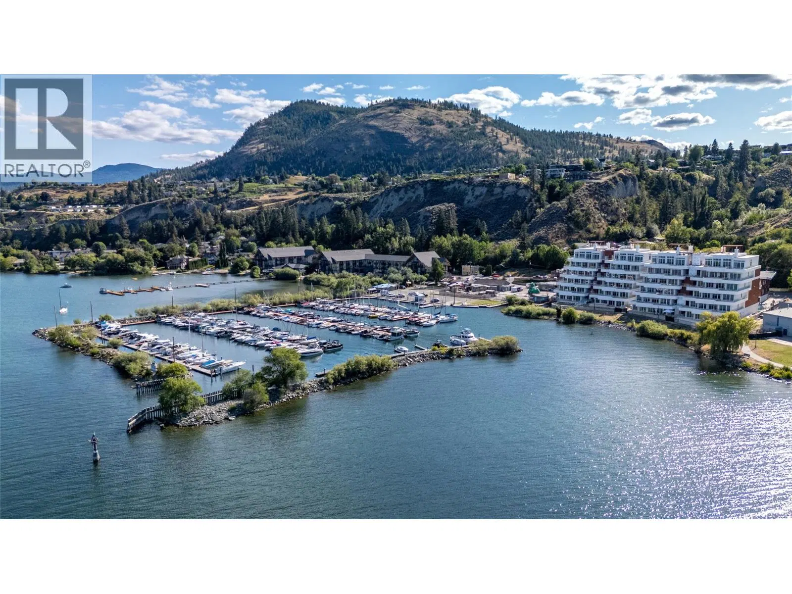 Photo 1 of 21 at #401 – 13415 Lakeshore Drive