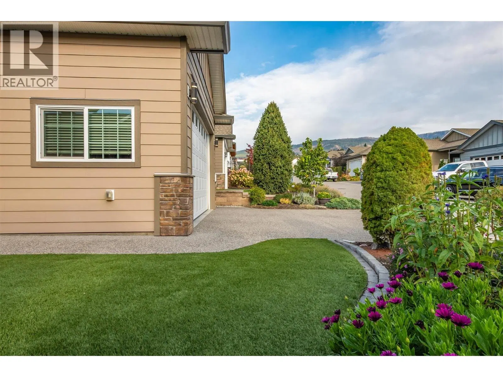 Photo 5 of 45 at 2064 Aspen Drive