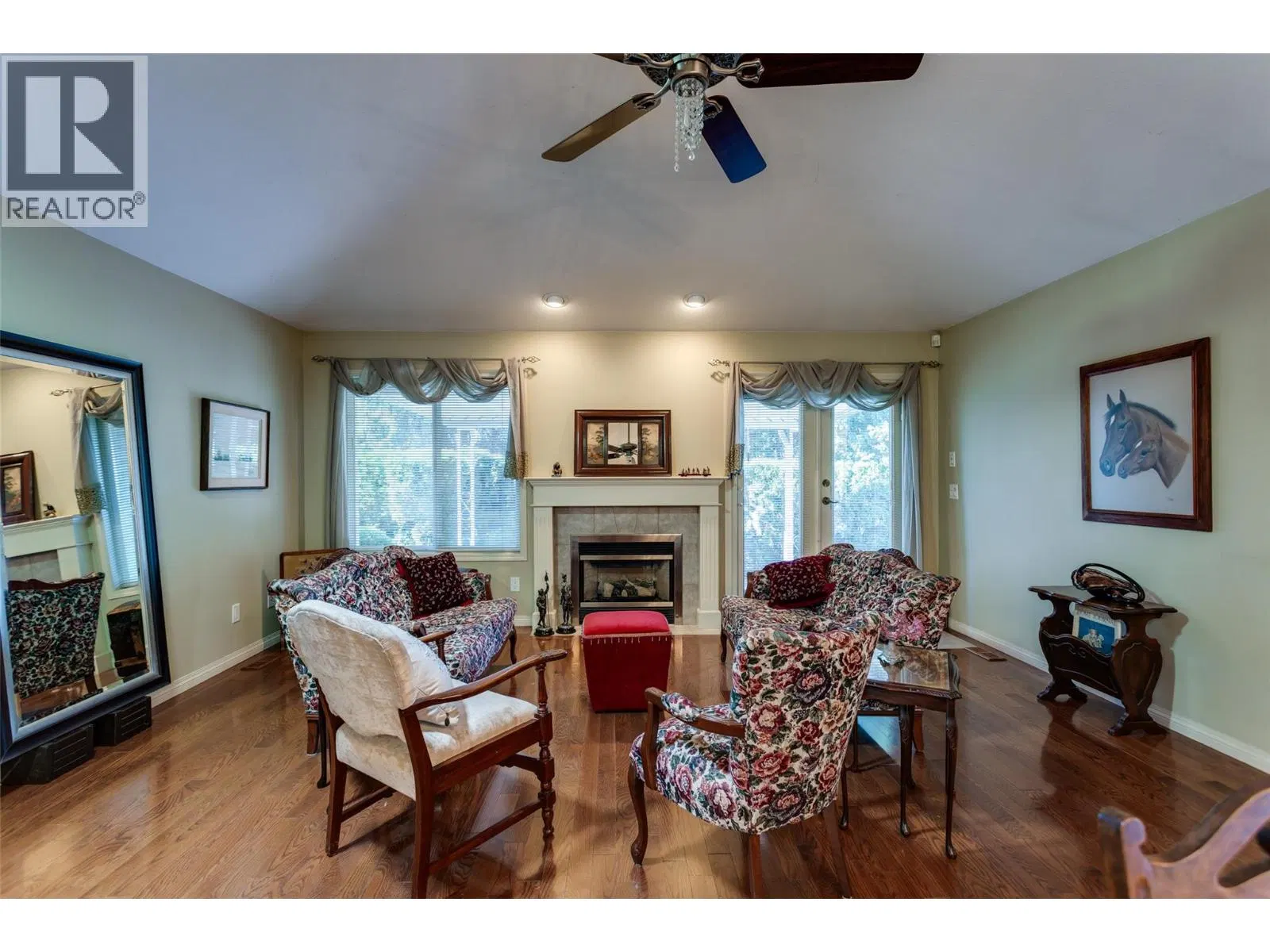 Photo 5 of 33 at #114 – 1188 Houghton Road