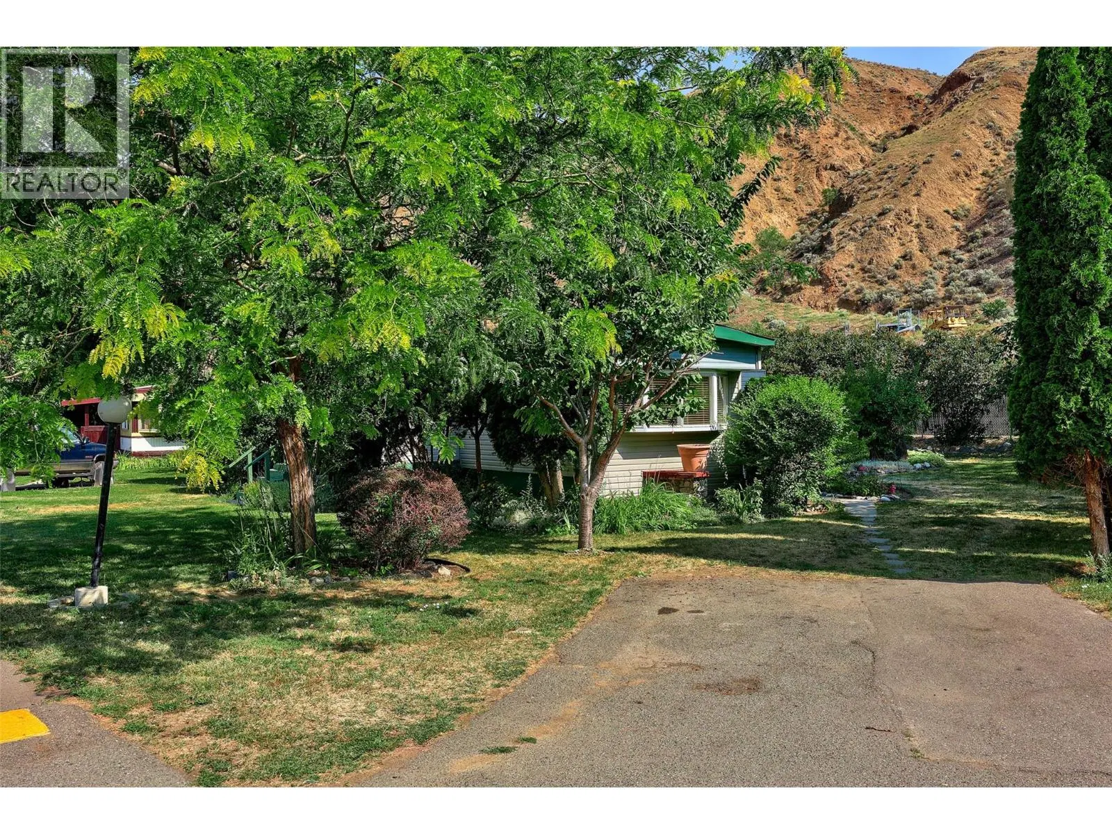 Photo 2 of 36 at #149 – 2401 Ord Road