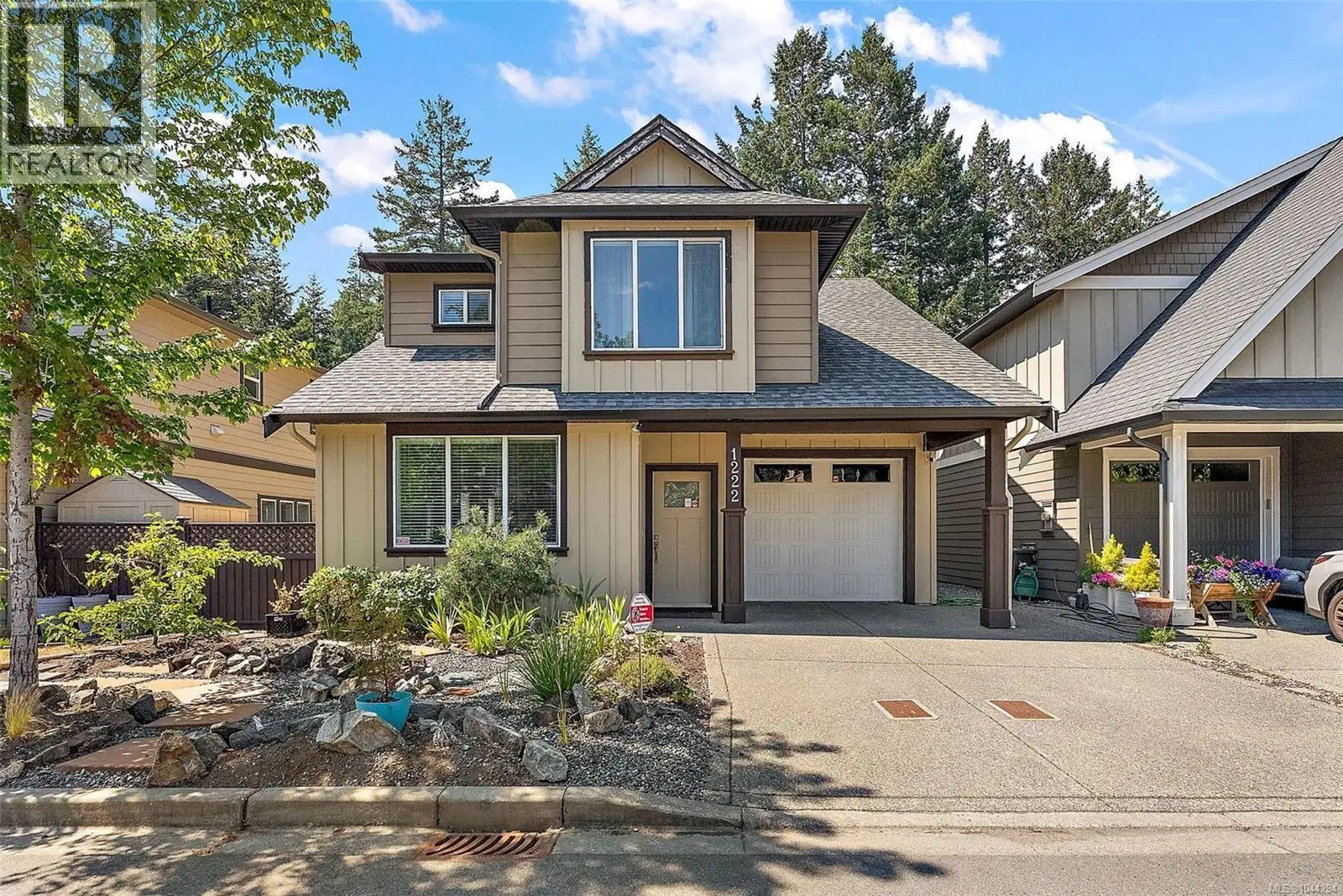 1222 McLeod Place