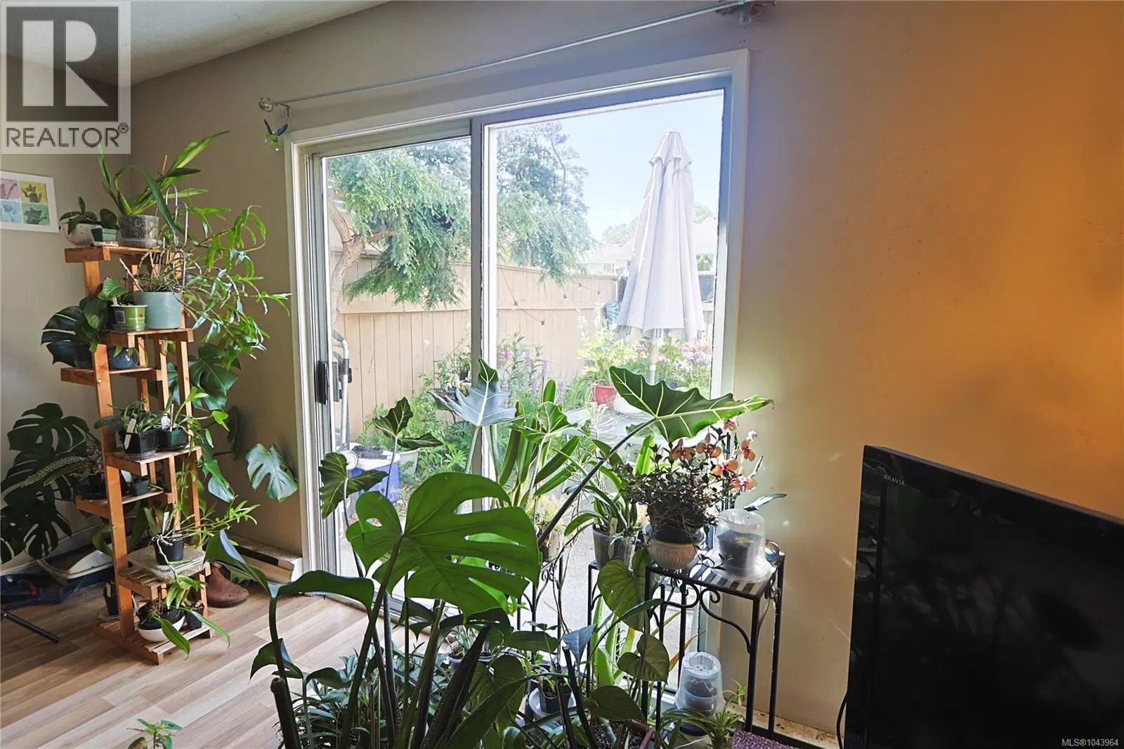 Photo 4 of 27 at #114 – 724 Sea Terrace