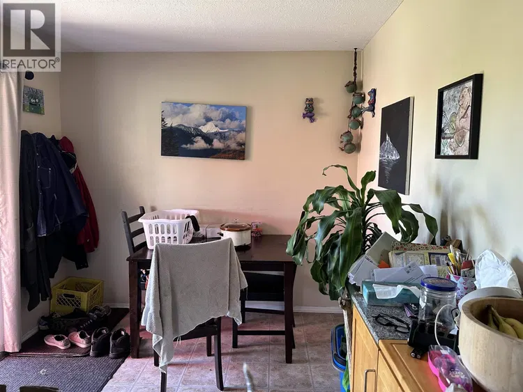 Photo 3 of 13 at 8519 87 Street