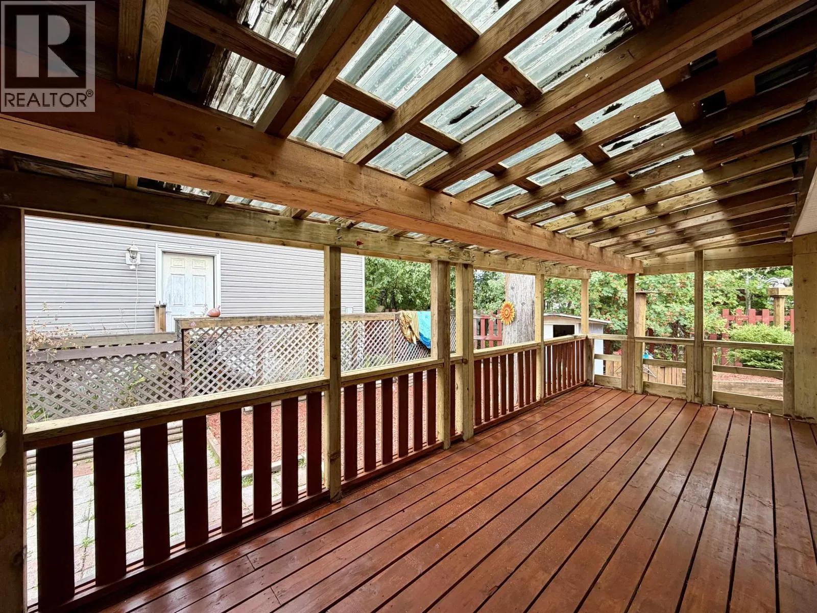 Photo 2 of 12 at #9 – 4620 LOWRIE Avenue