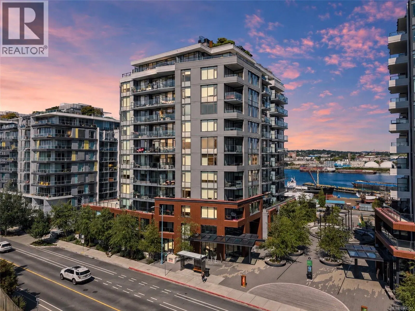 Photo 1 of 42 at #905 – 369 Tyee Road
