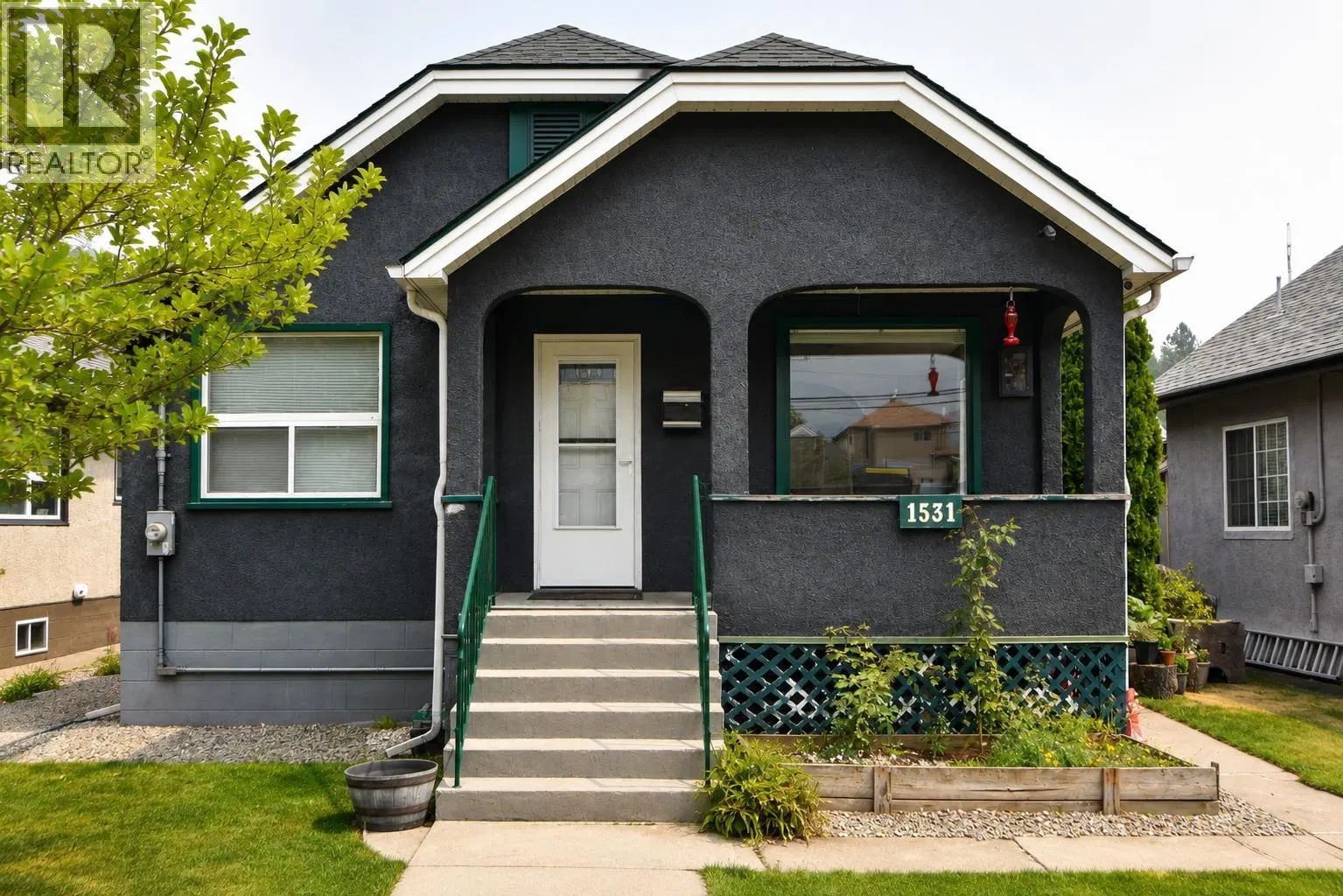 Photo 1 of 29 at 1531 Fourth Avenue