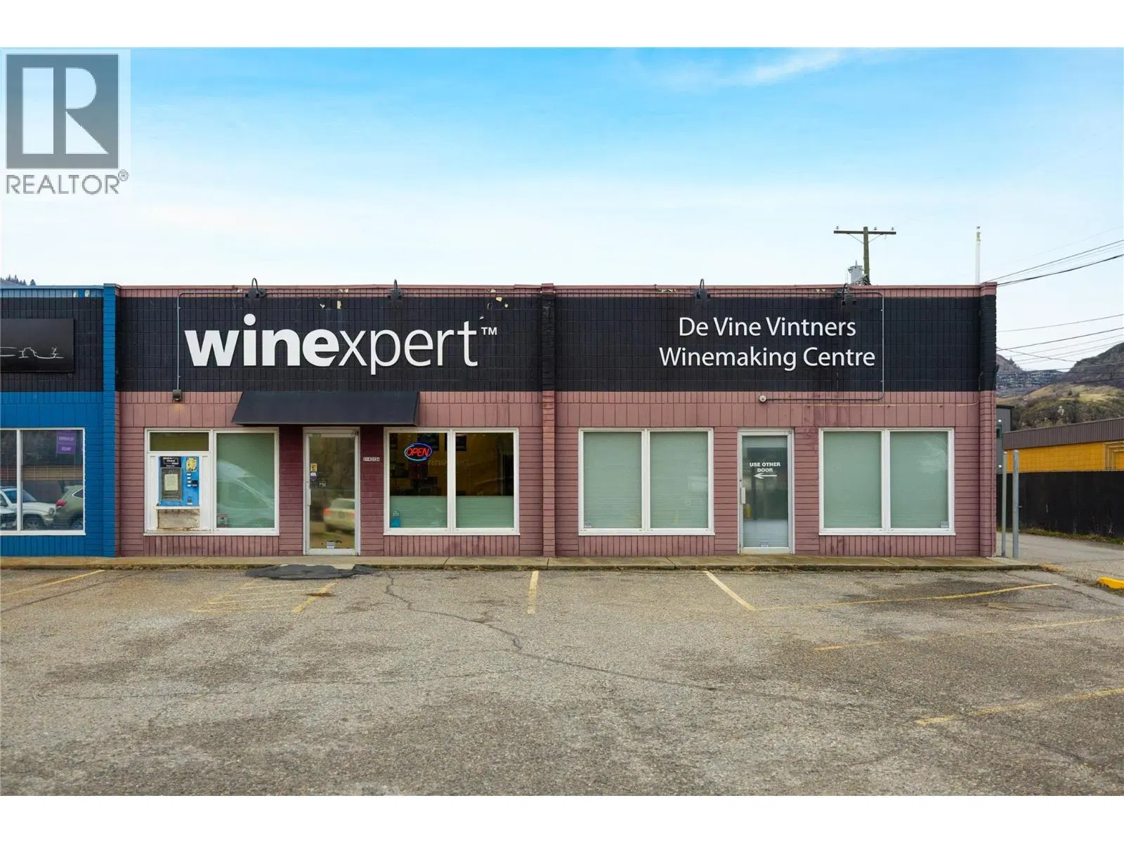 Photo 4 of 47 at #2A & 3A – 4313 25 Avenue