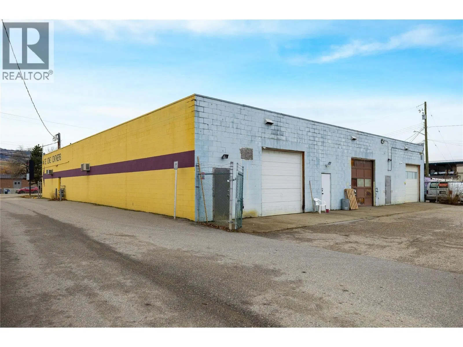 Photo 5 of 47 at #2A & 3A – 4313 25 Avenue