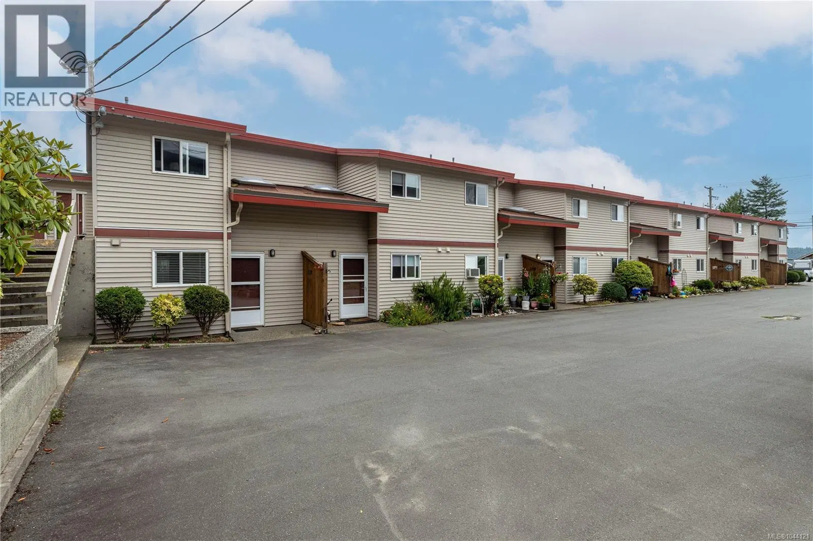 Photo 1 of 45 at #110 – 824 Island Highway