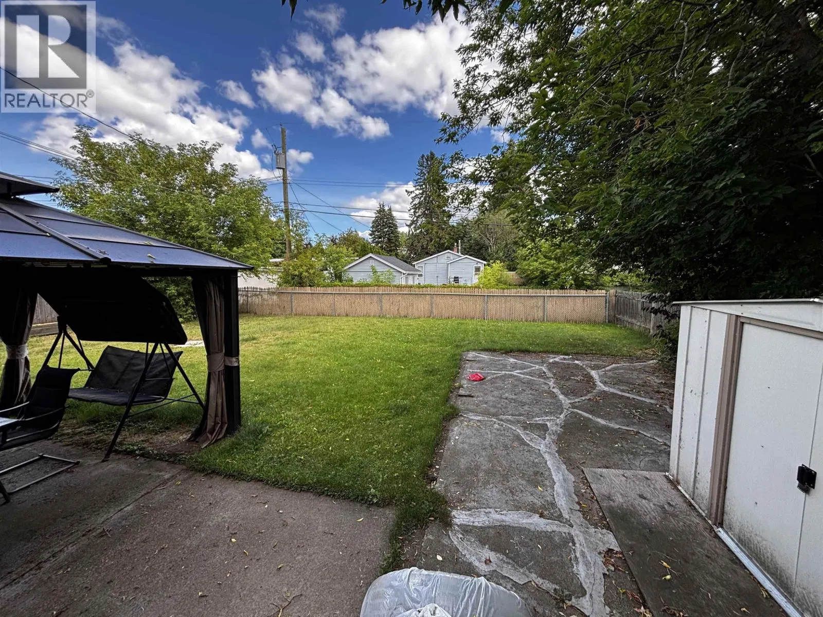 Photo 3 of 3 at 1758 KENWOOD Street