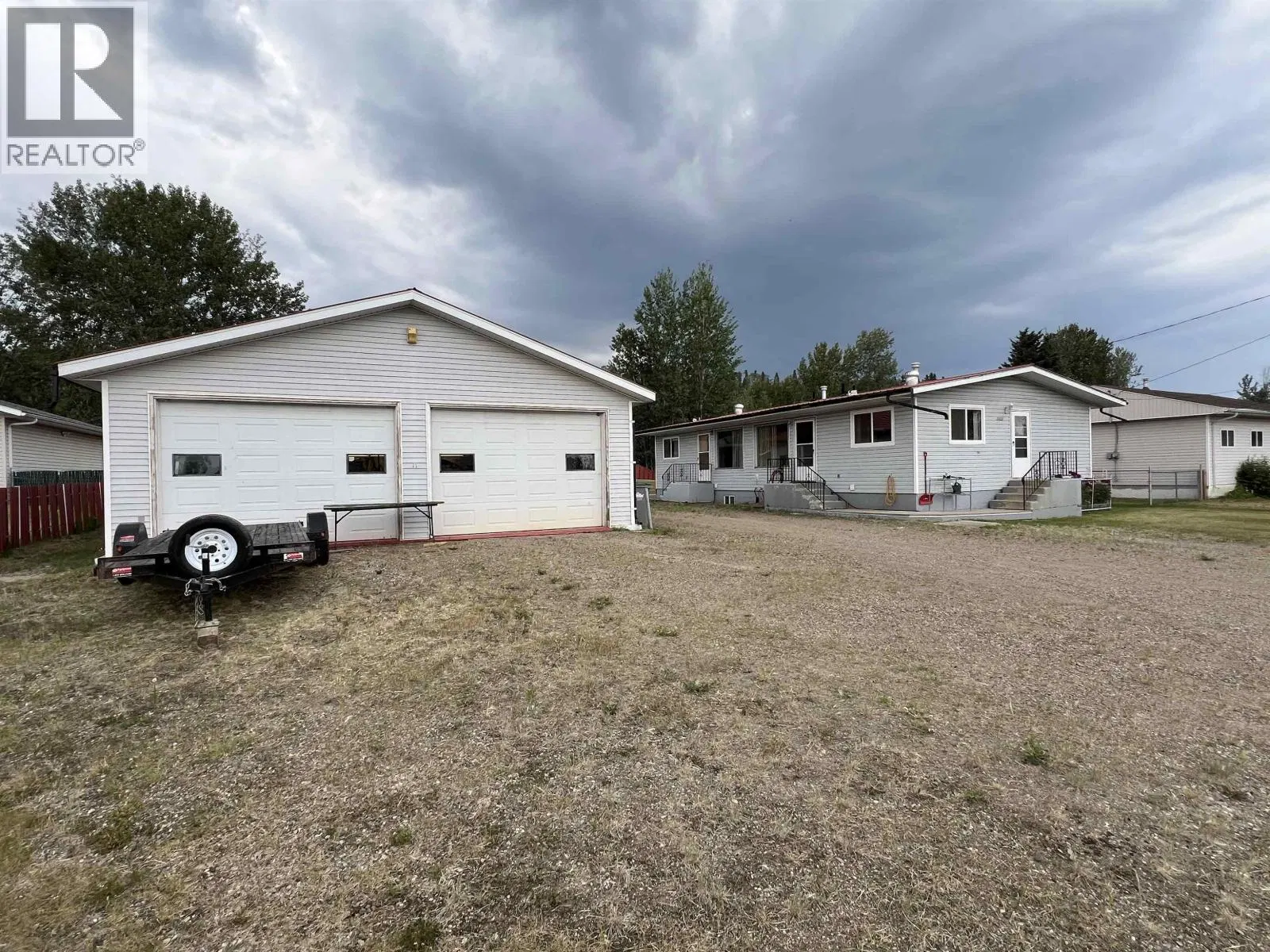 Photo 1 of 38 at 5527 48 Street
