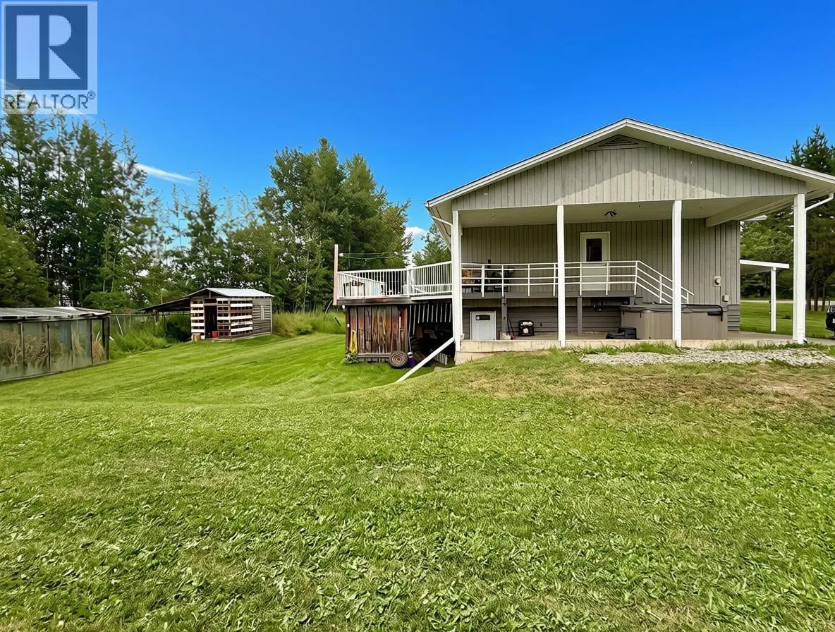 Photo 5 of 40 at 3049 CAMPBELL Avenue