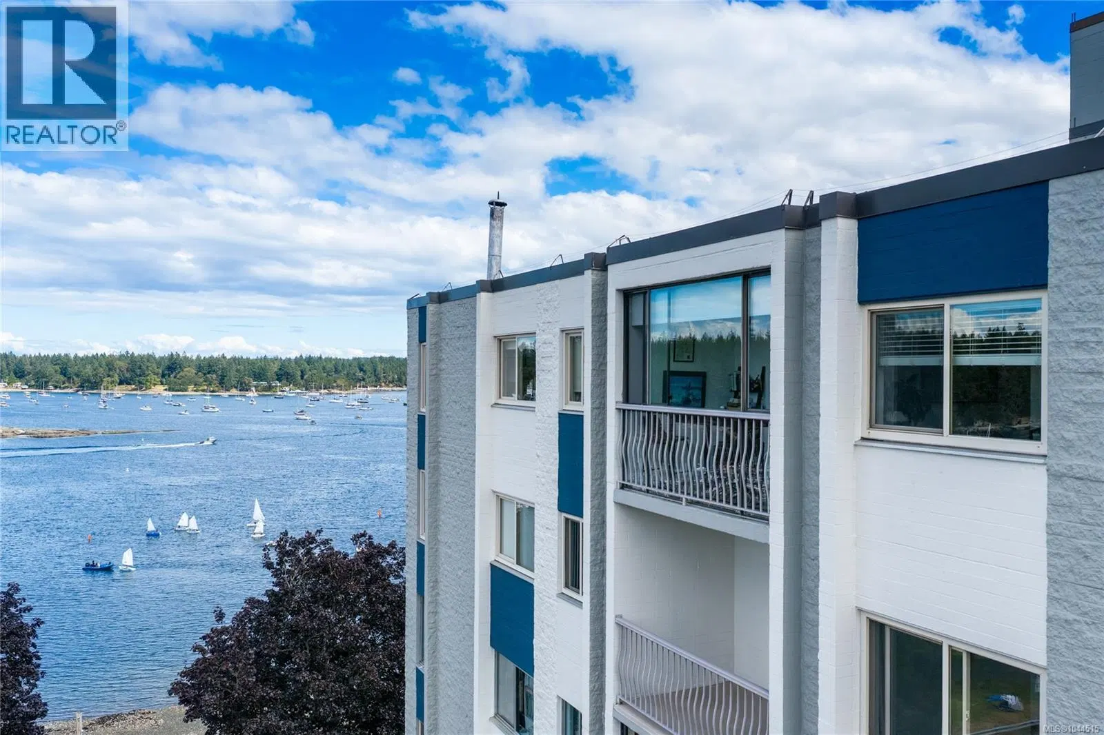 Photo 1 of 51 at #804 – 33 Mt. Benson Street