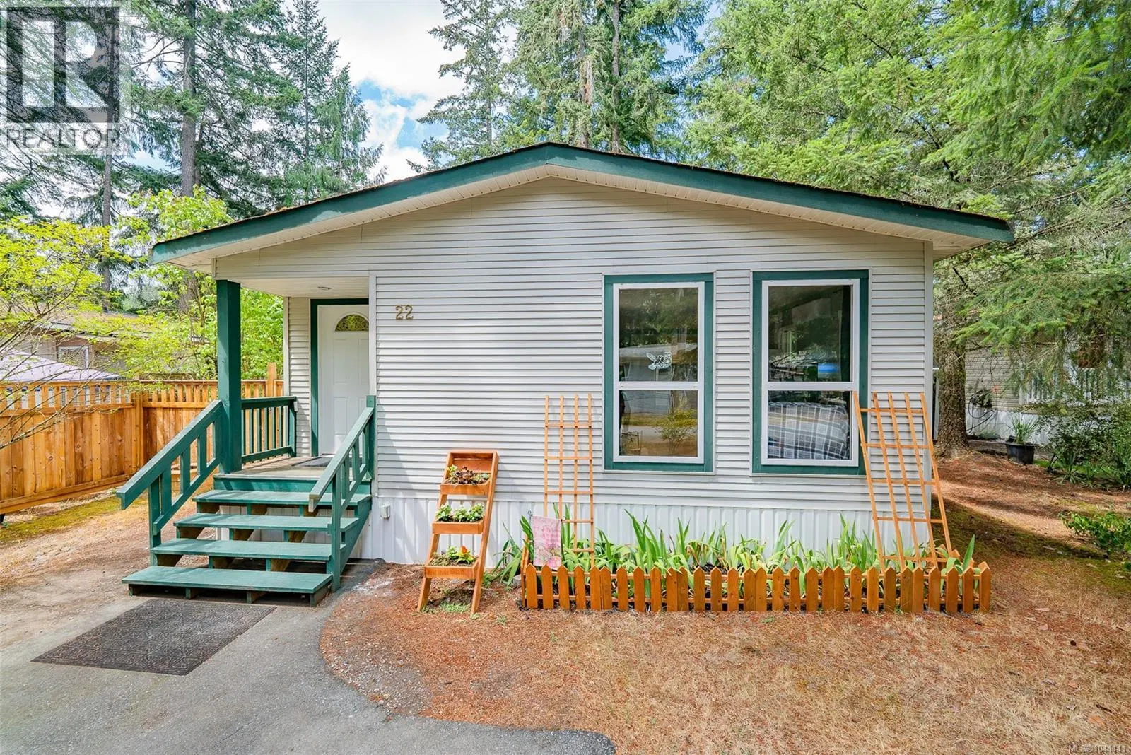 Photo 2 of 20 at #22 – 1310 Spruston Road
