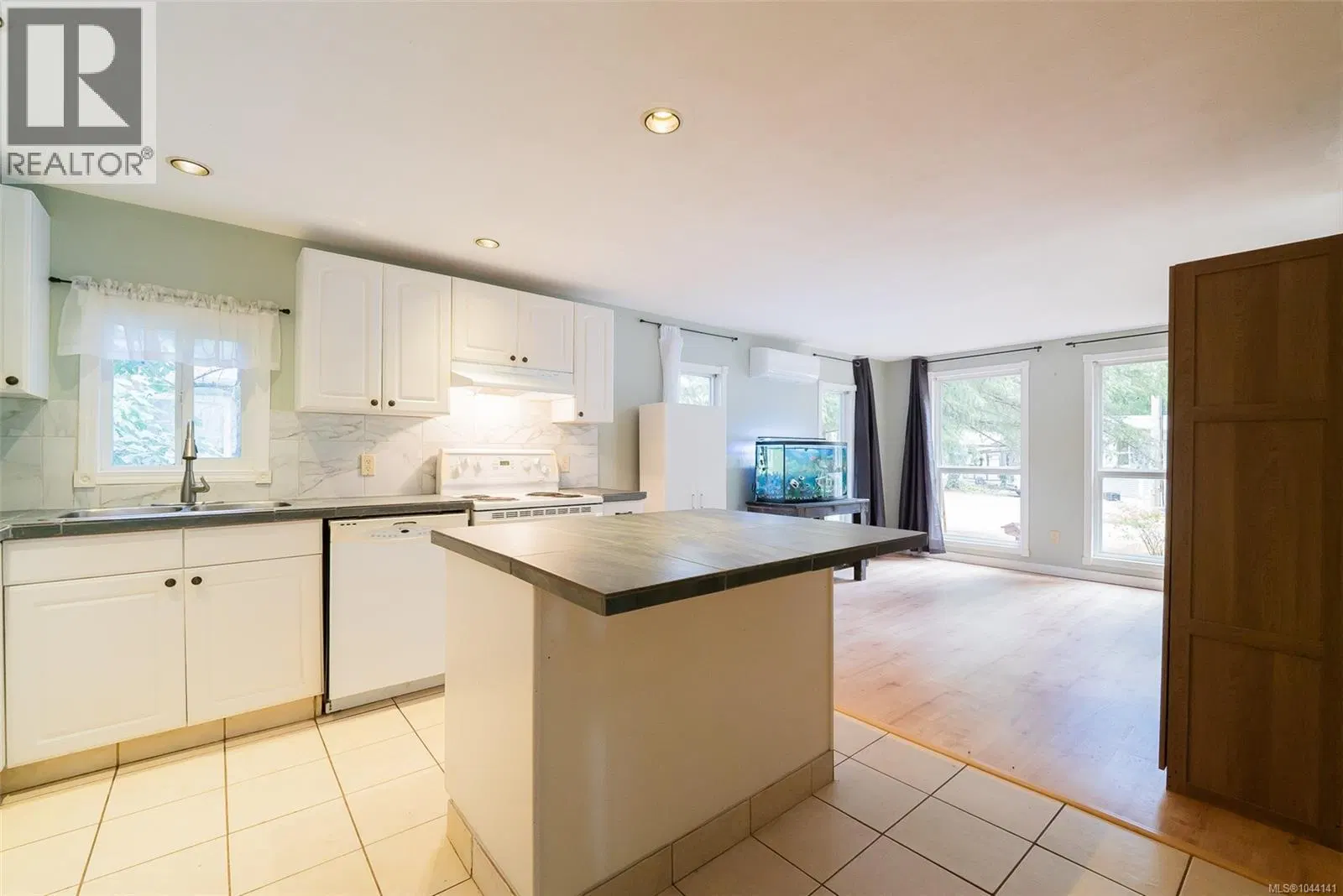 Photo 5 of 20 at #22 – 1310 Spruston Road