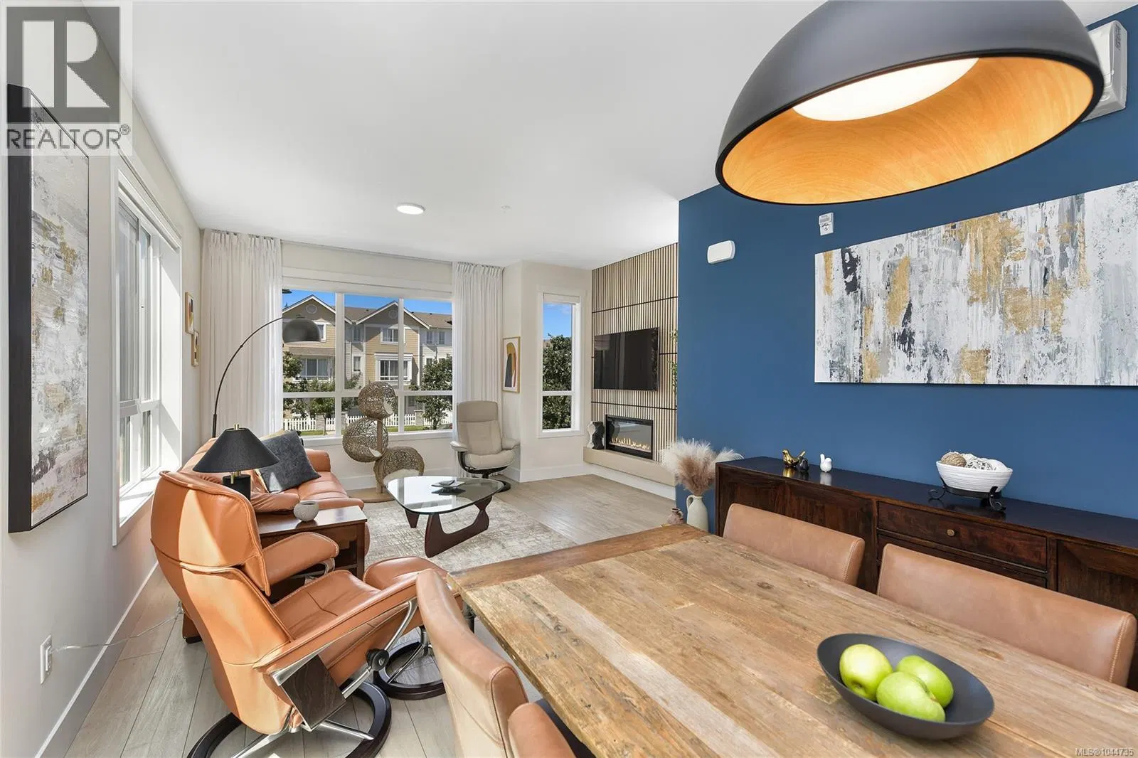 Photo 5 of 77 at #45 – 368 Tradewinds Avenue
