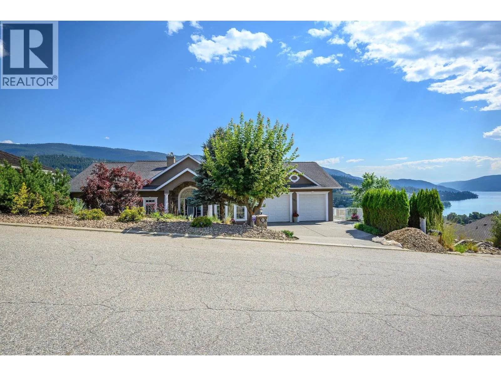 Photo 1 of 60 at 8853 Braeburn Drive