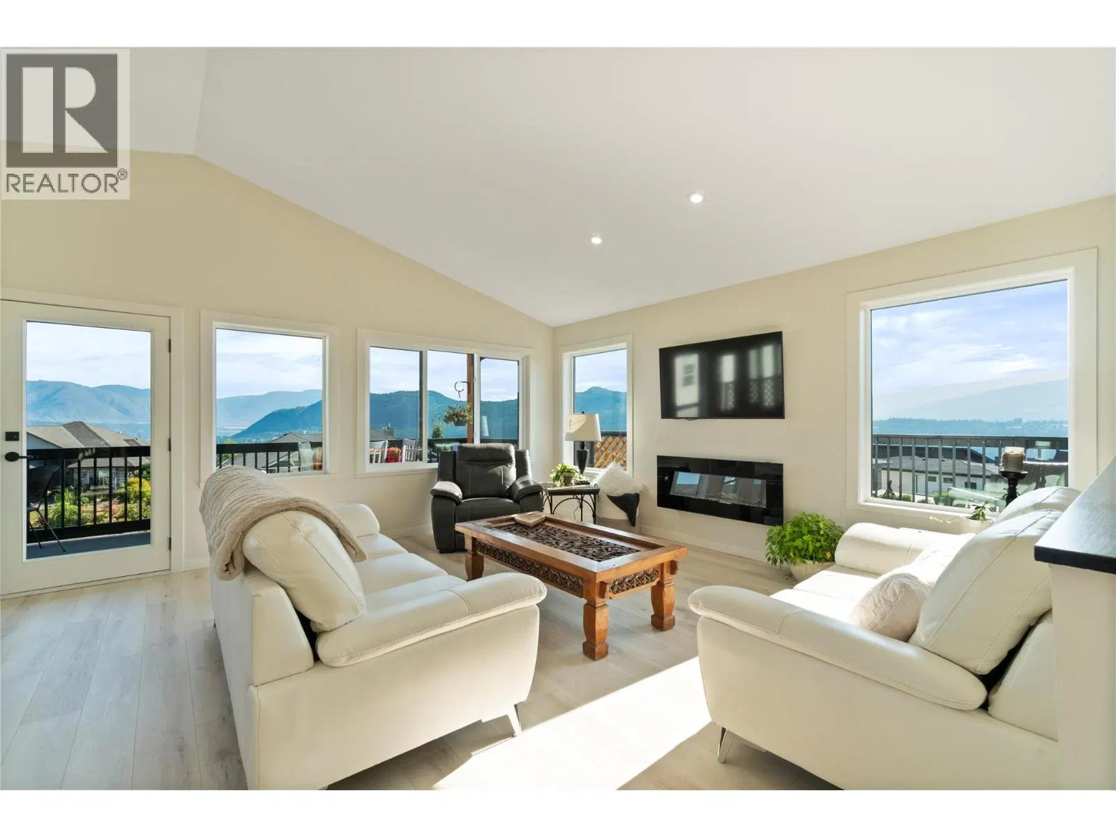 Photo 1 of 79 at 2545 Panoramic Way