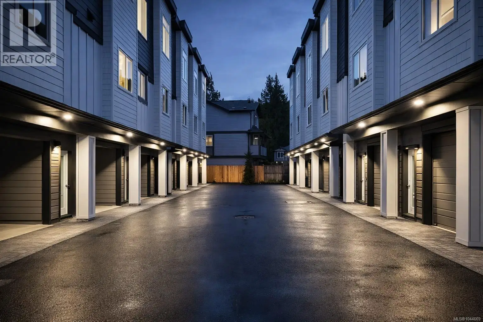 958 Snapdragon Court