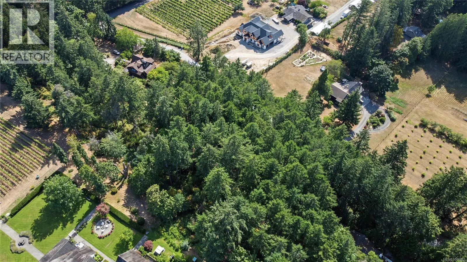 Photo 2 of 26 at 6147 Old West Saanich Road
