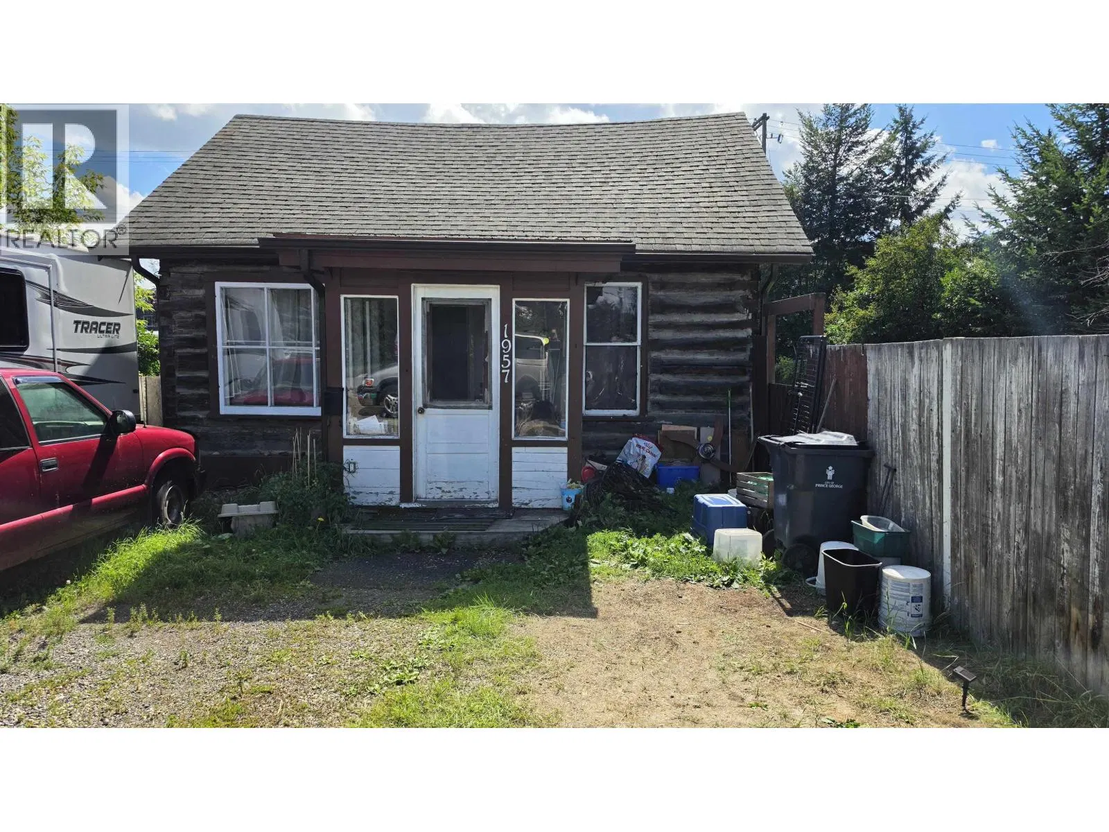 Photo 1 of 5 at 1957 ROSS Crescent