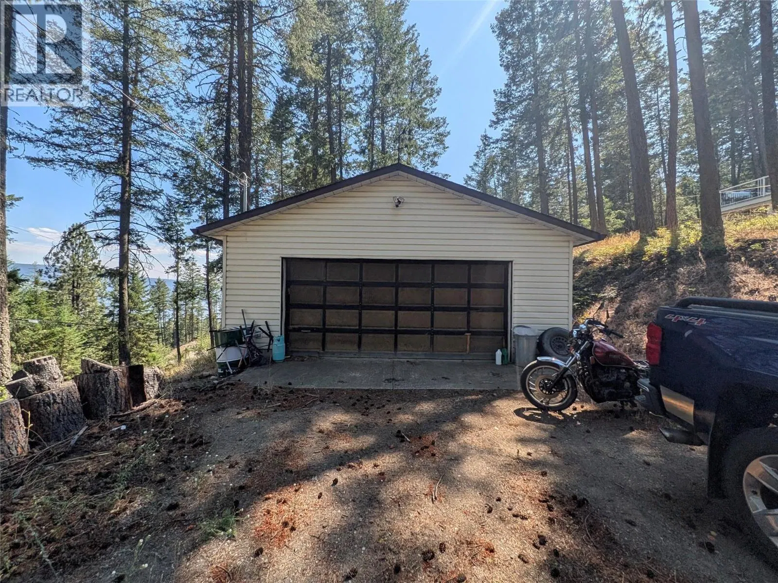 Photo 2 of 7 at 9456 Houghton Road