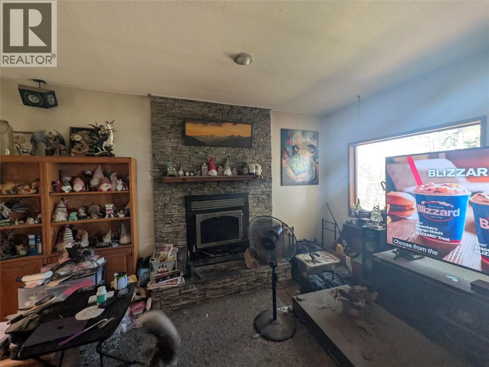 Photo 4 of 7 at 9456 Houghton Road