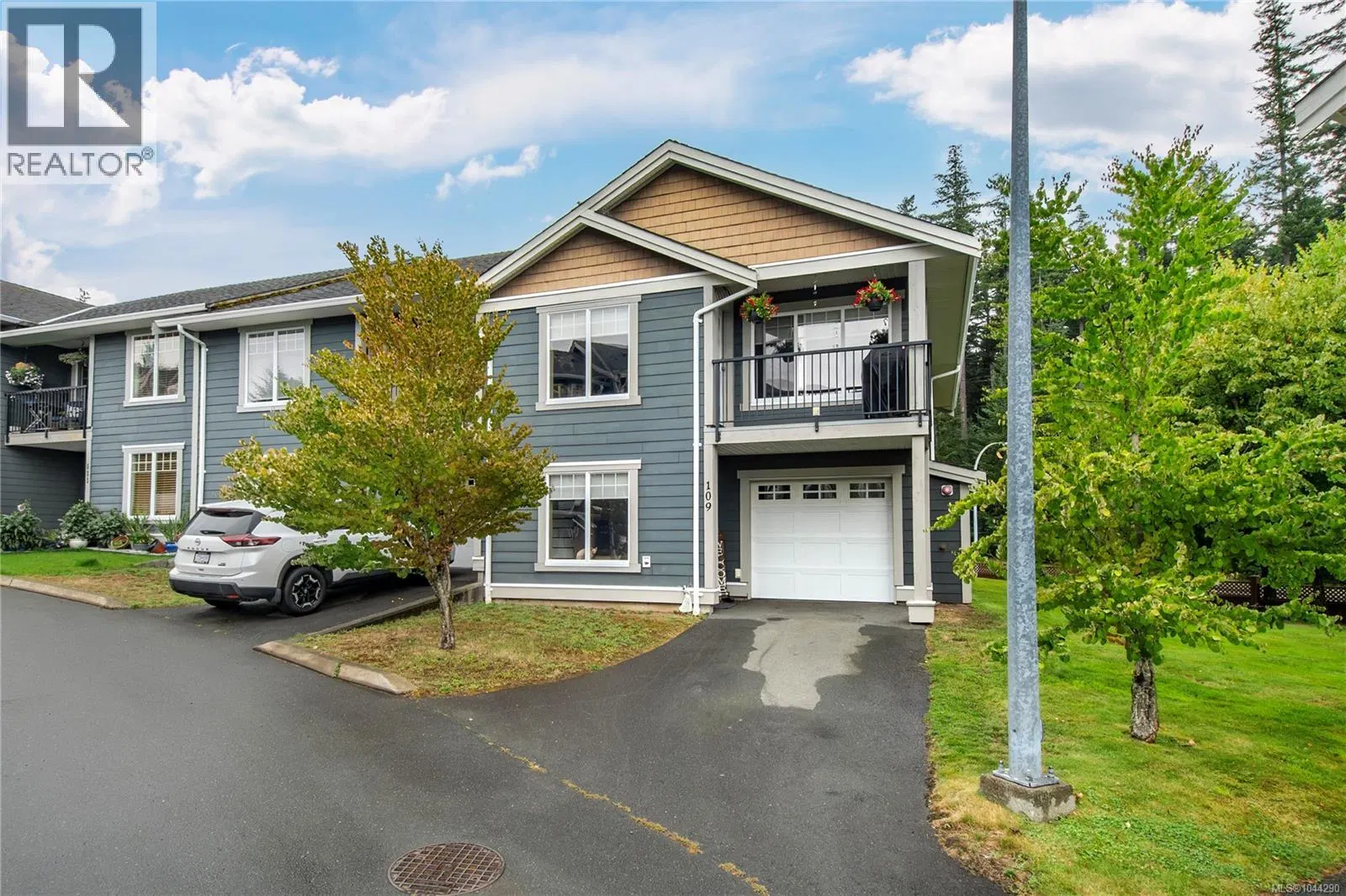 Photo 1 of 31 at #109 – 701 HILCHEY Road