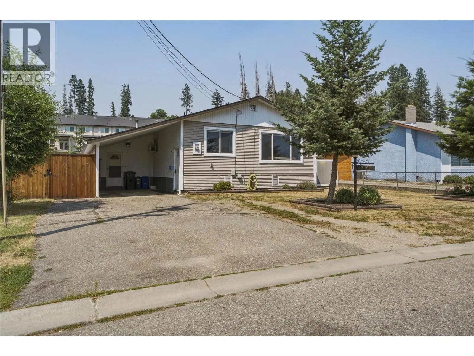 Photo 1 of 31 at 3343 Belaire Drive