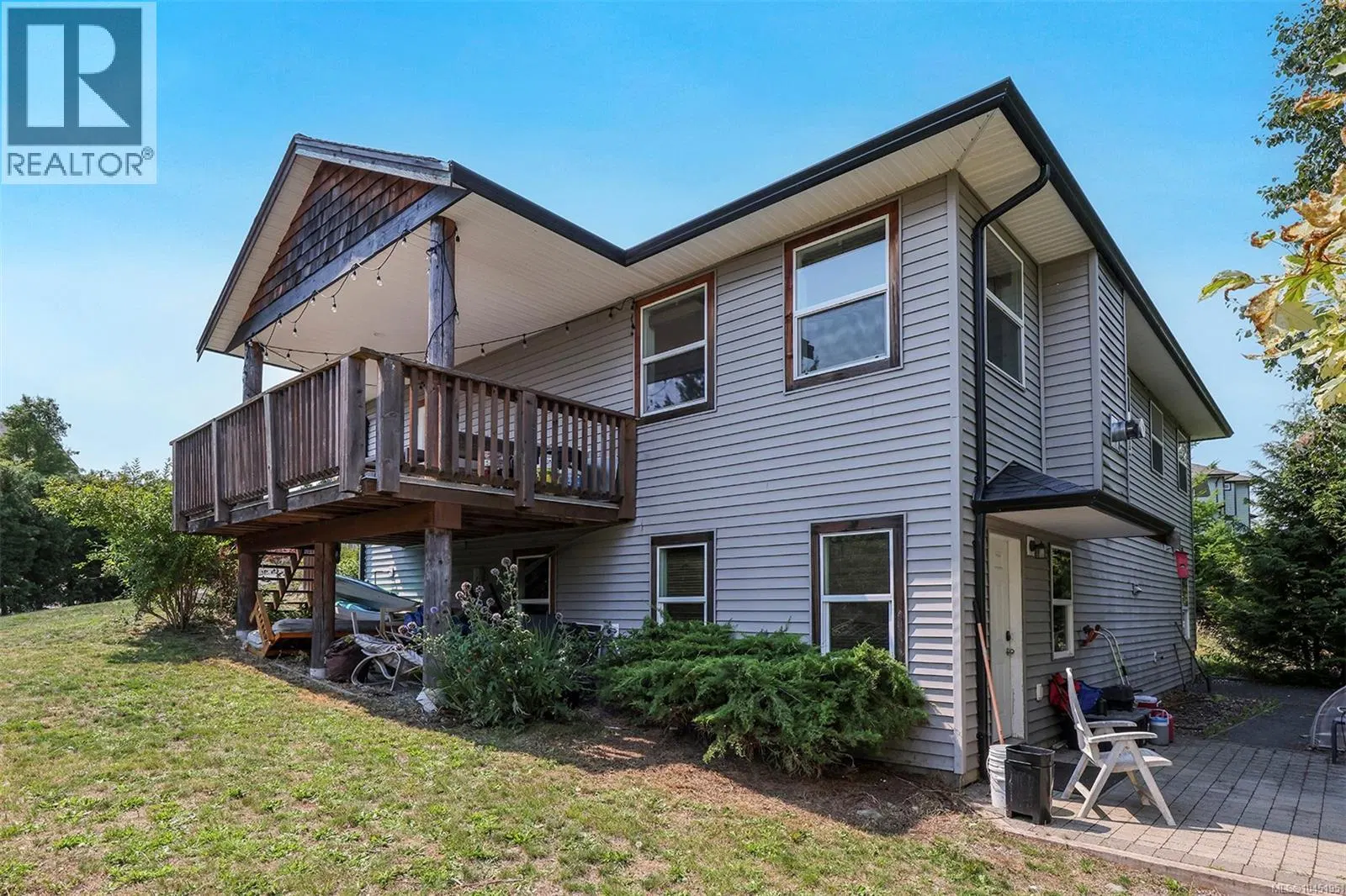 Photo 5 of 47 at 2712 Rydal Avenue