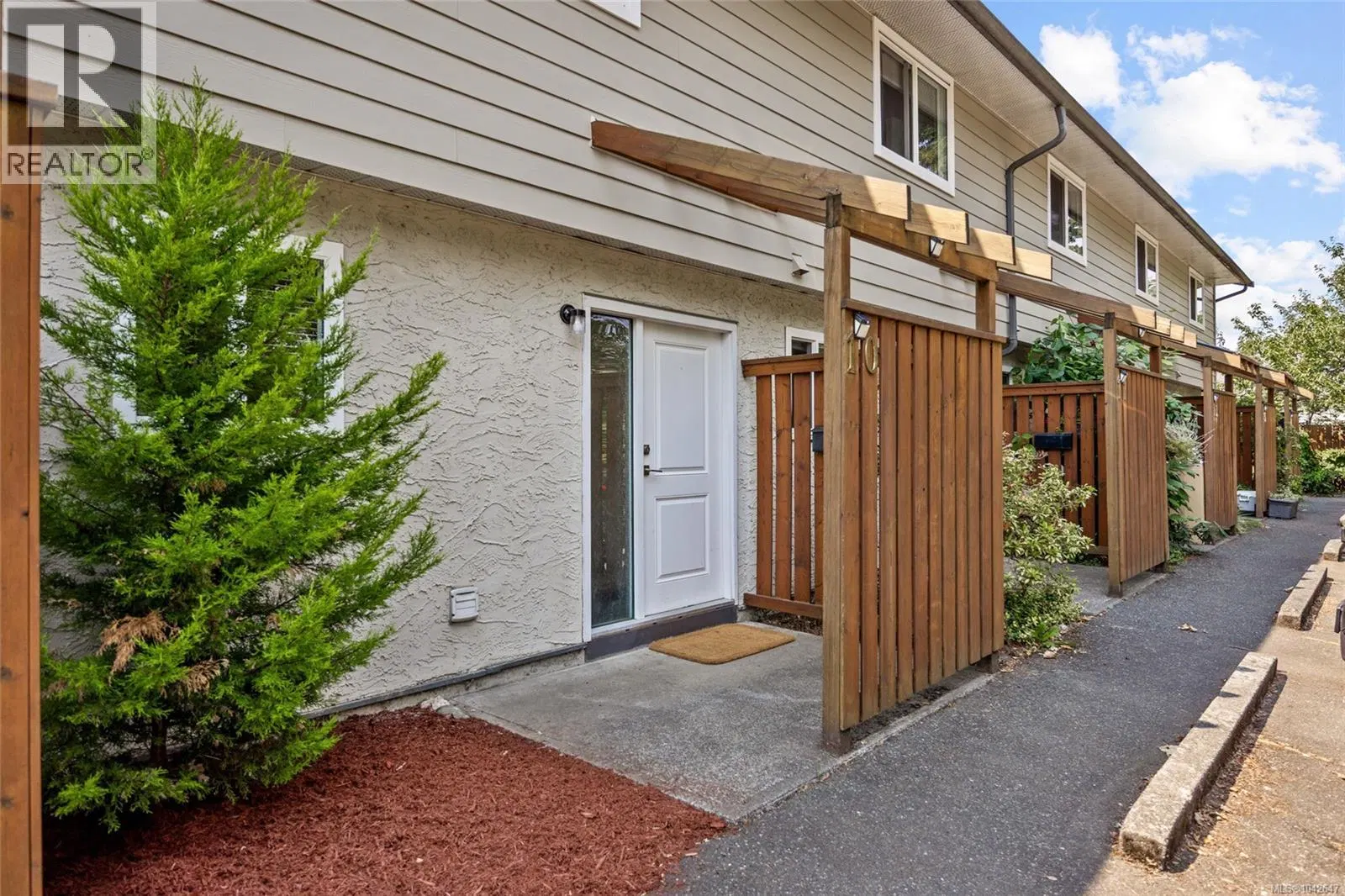 Photo 1 of 49 at #10 – 951 17th Street