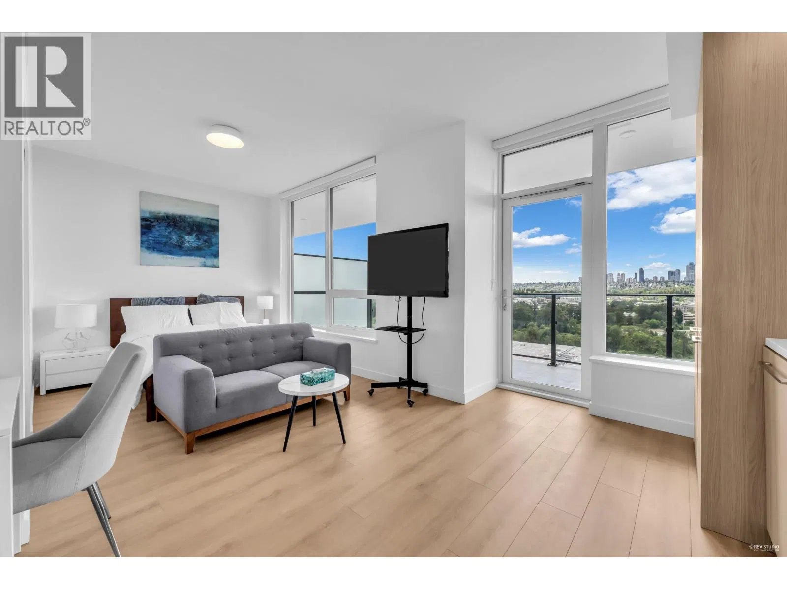 Photo 1 of 32 at #1803 – 2425 ALPHA Avenue