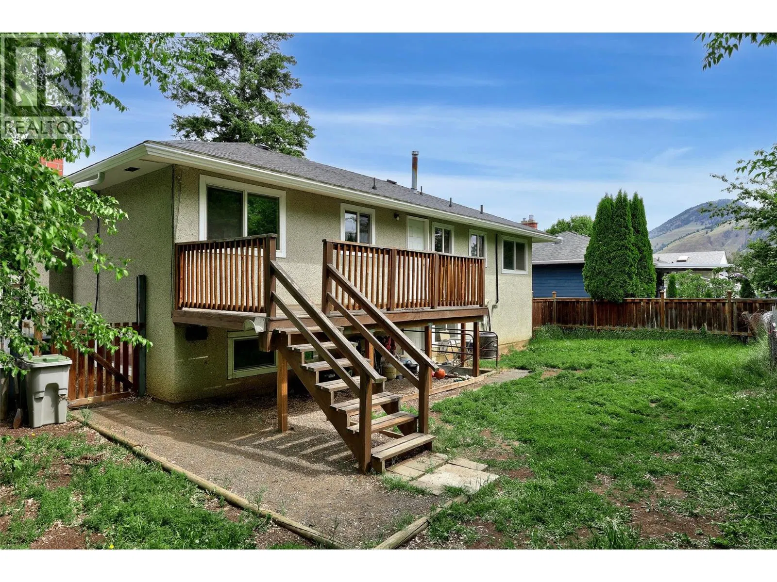 Photo 4 of 51 at 631 Brandon Avenue